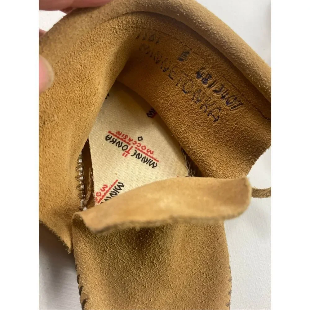 Minnetonka Infant Suede Moccasin Booties Tan Lace Up Crib Shoes Size 5